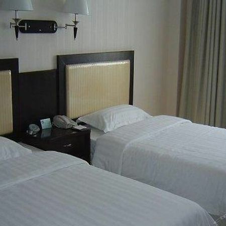 June Hotel Чанчунь Екстер'єр фото