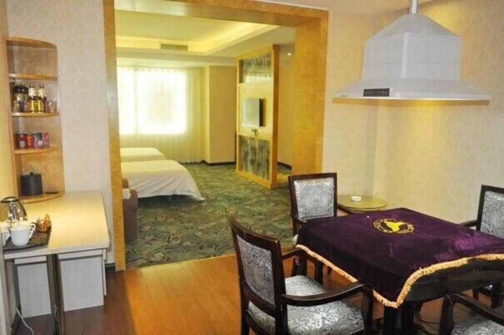 June Hotel Чанчунь Екстер'єр фото